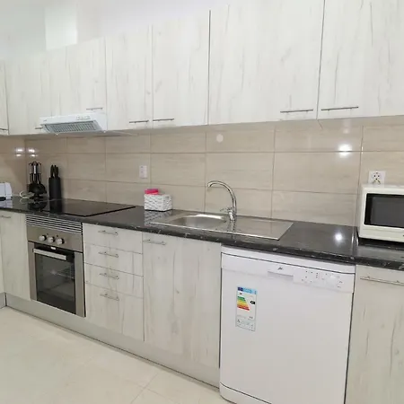 Apartmán Green Paradise T2 With Pool Rooftop