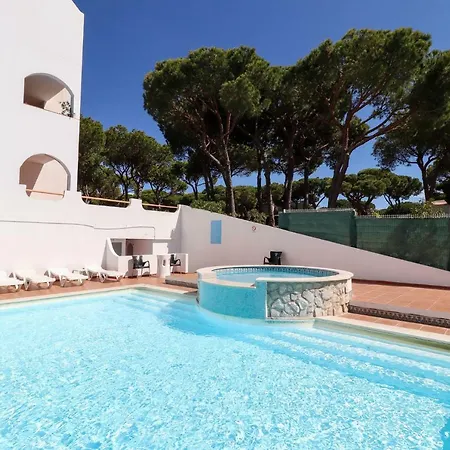 Apartmán Green Paradise T2 With Pool Rooftop *